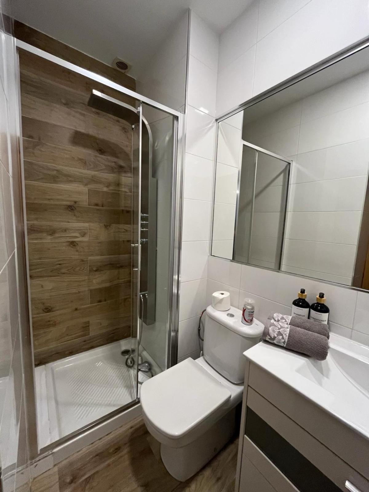 Home Suites Center גרנדה מראה חיצוני תמונה